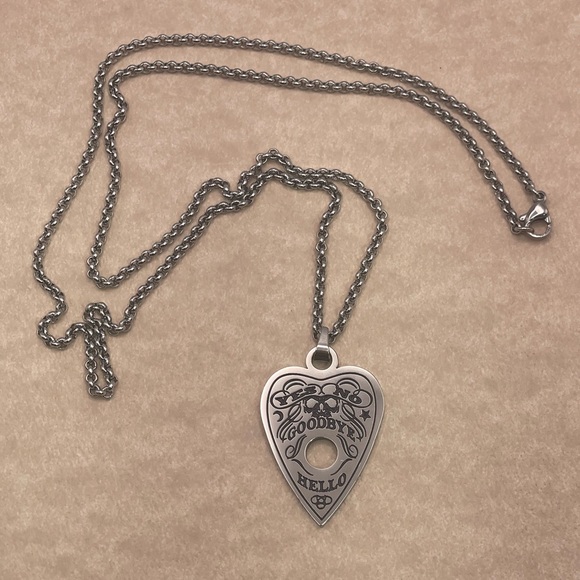 Ouija Jewelry - Ouija Board Planchette Silver Necklace Stainless Steel Horror Halloween Goth